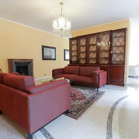 Вилла Sleeps 16 Pool Air Con Wifi *